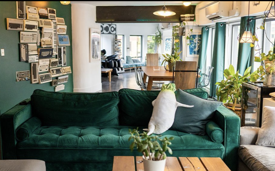 Node lounge